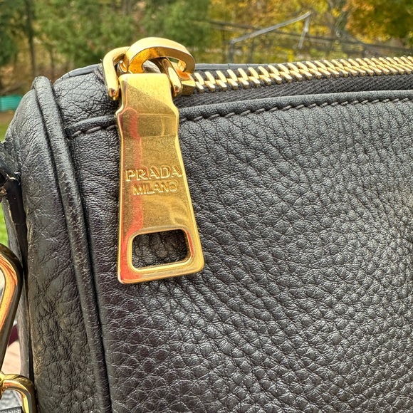 ❗️SOLD❗️PRADA CROSSBODY BAG - Picture 7 of 16
